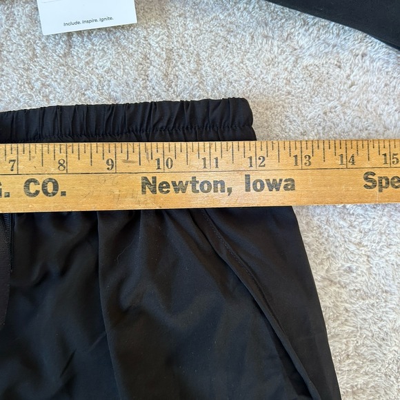 BUFFBUNNY Shorts & 2 Bras Bundle/Set Women's Size XS/S Black & White New W/ Tags - Picture 7 of 14